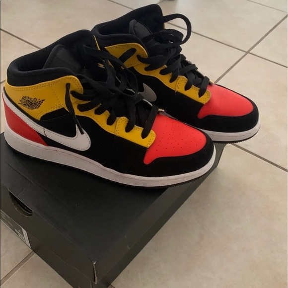 Air jordan 1 mid (GS) - Picture 2 of 5